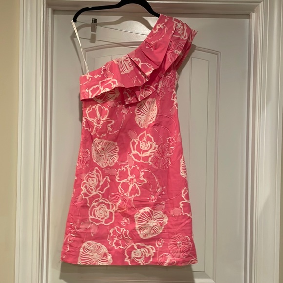 Dresses & Skirts - Lilly Pulitzer One Shoulder Dress